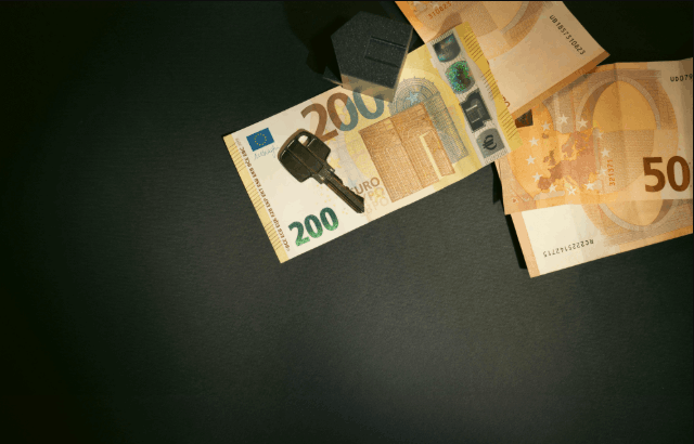 Is PIP paid monthly, weekly, or every 4 weeks