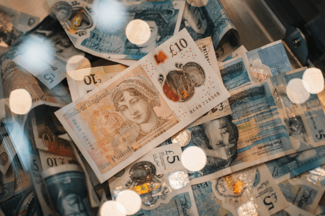 universal credit 325 payment