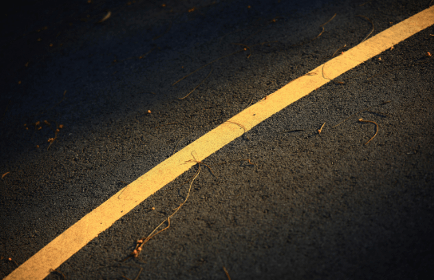 Can I park on a single yellow line