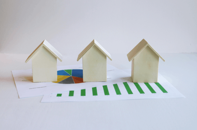 How do falling prices impact local businesses and landlords