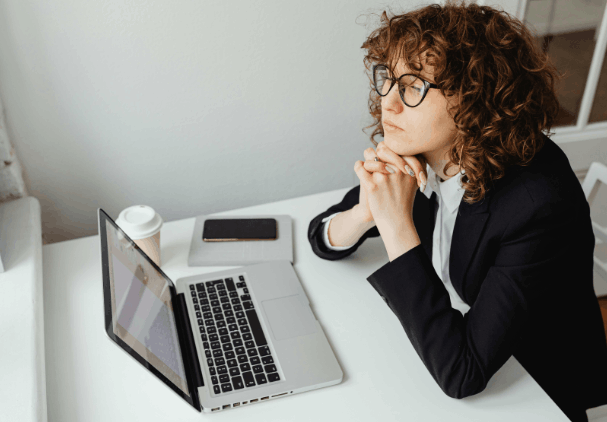 What are the key deadlines for the £500 payment