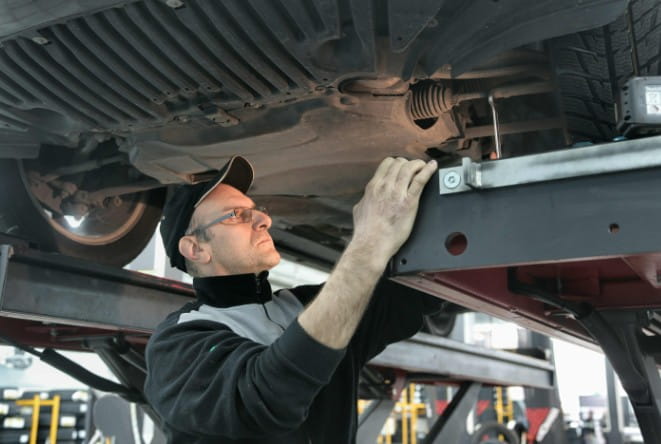 How long is an MOT test?