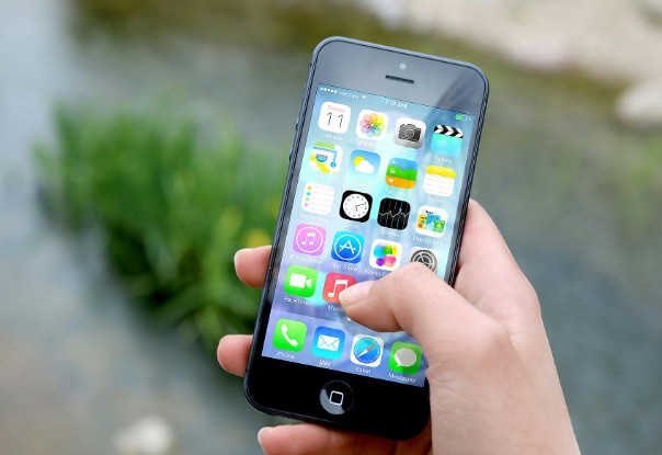 What mobile network is available in the UK?